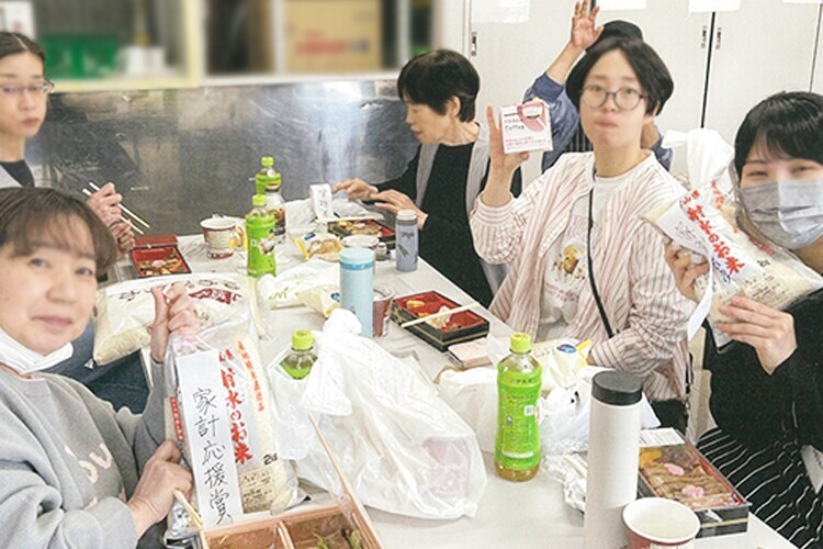 食堂での会食＆抽選会（ピアゴ清洲店）