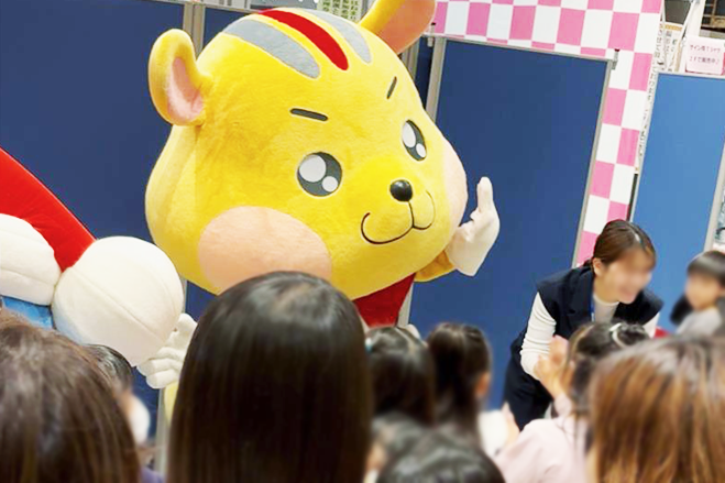 会場は大賑わいでした