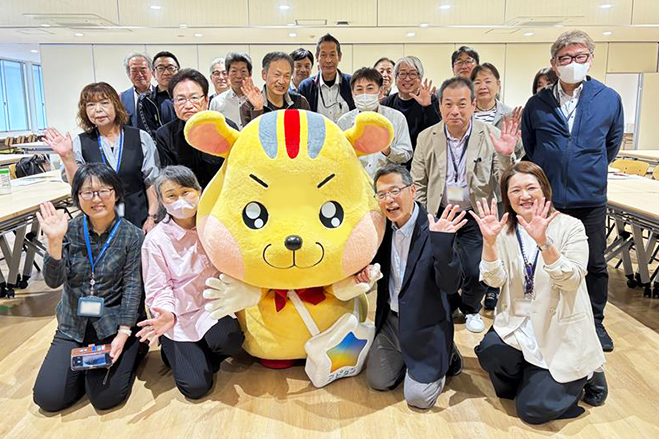 皆さんと集合写真をとりました