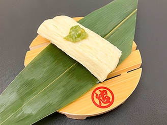 湯葉の刻みワサビ乗せ握り